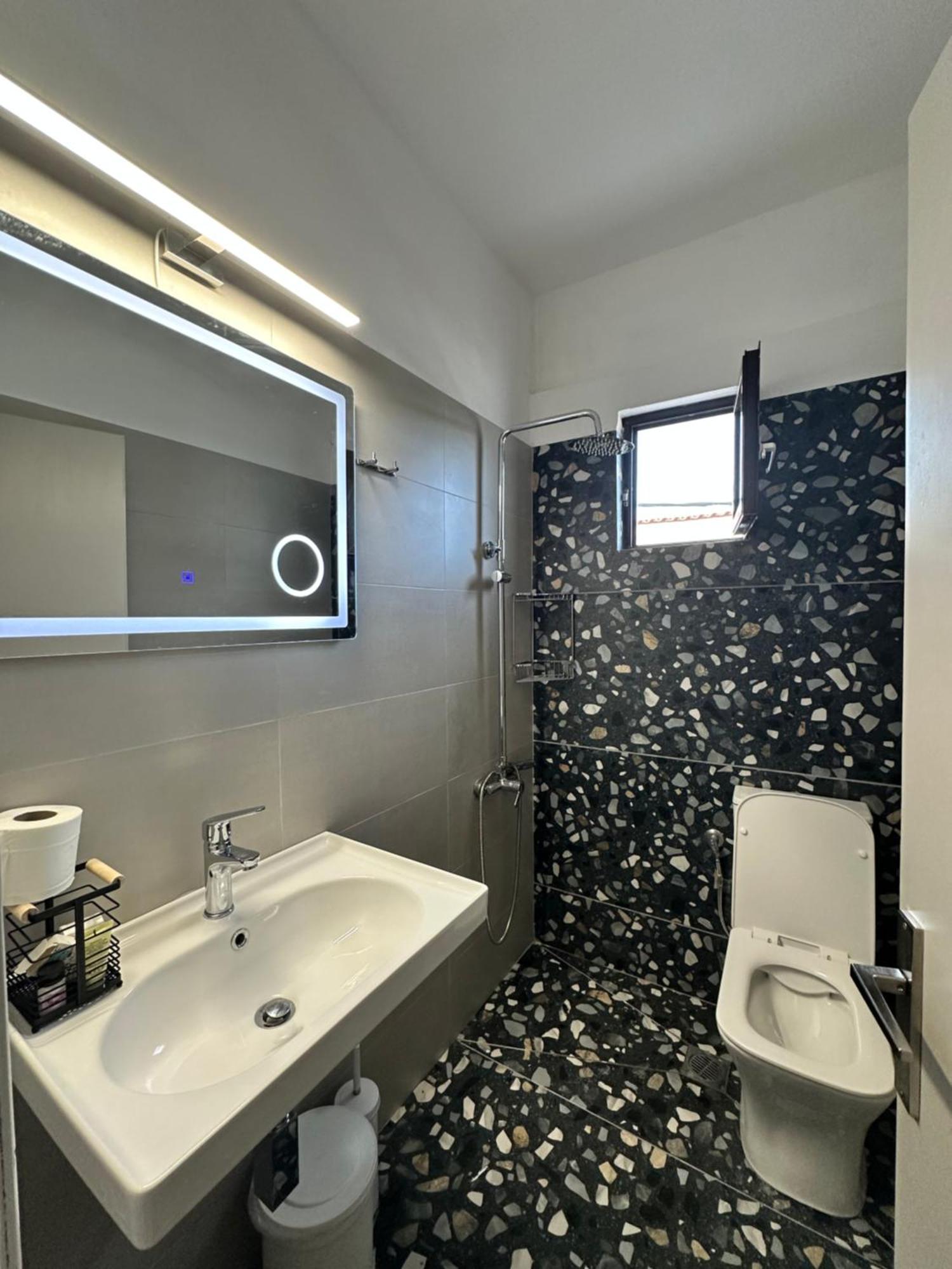 Tsimiklis Apartments Финикунда Экстерьер фото