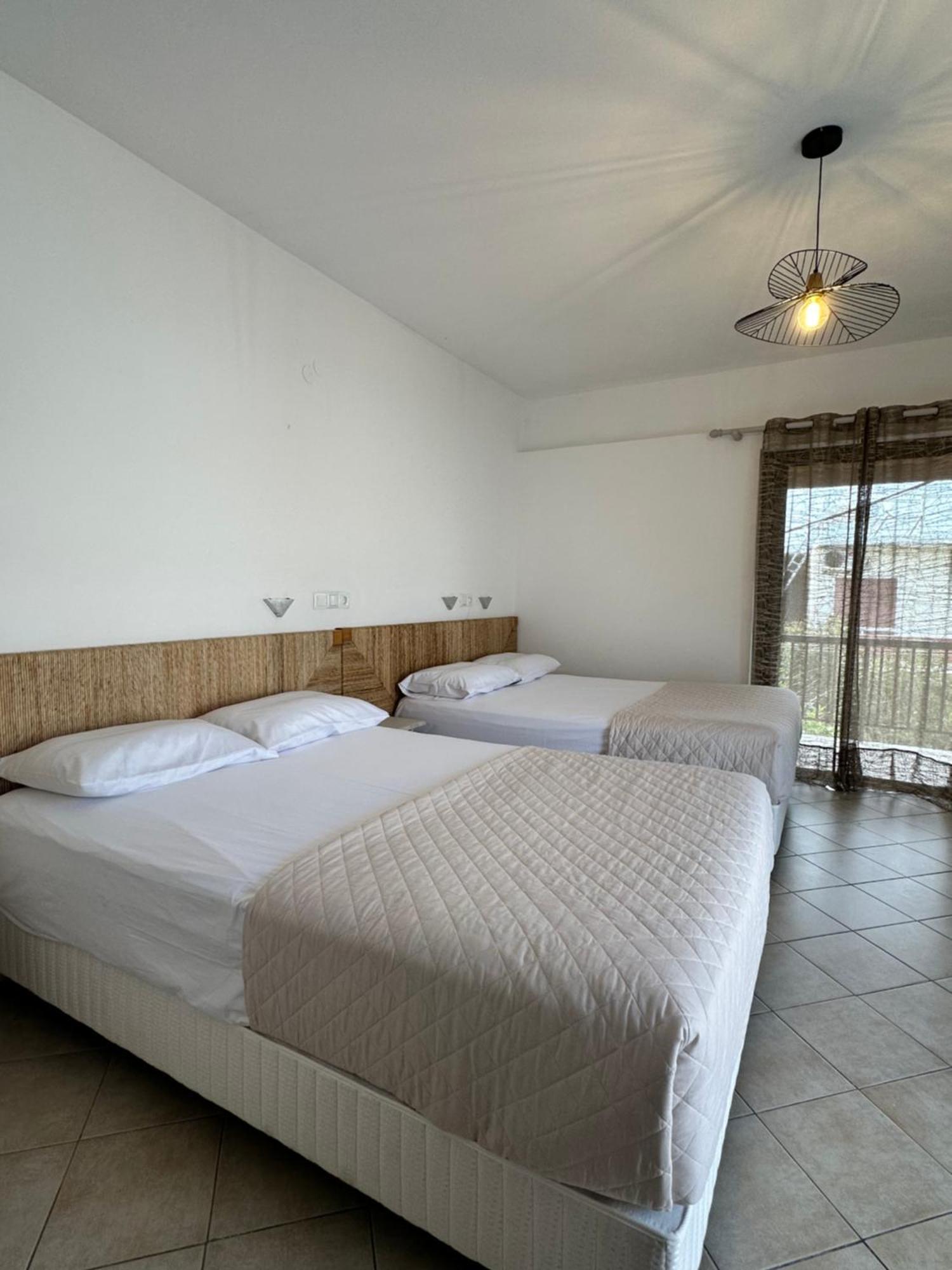 Tsimiklis Apartments Финикунда Экстерьер фото